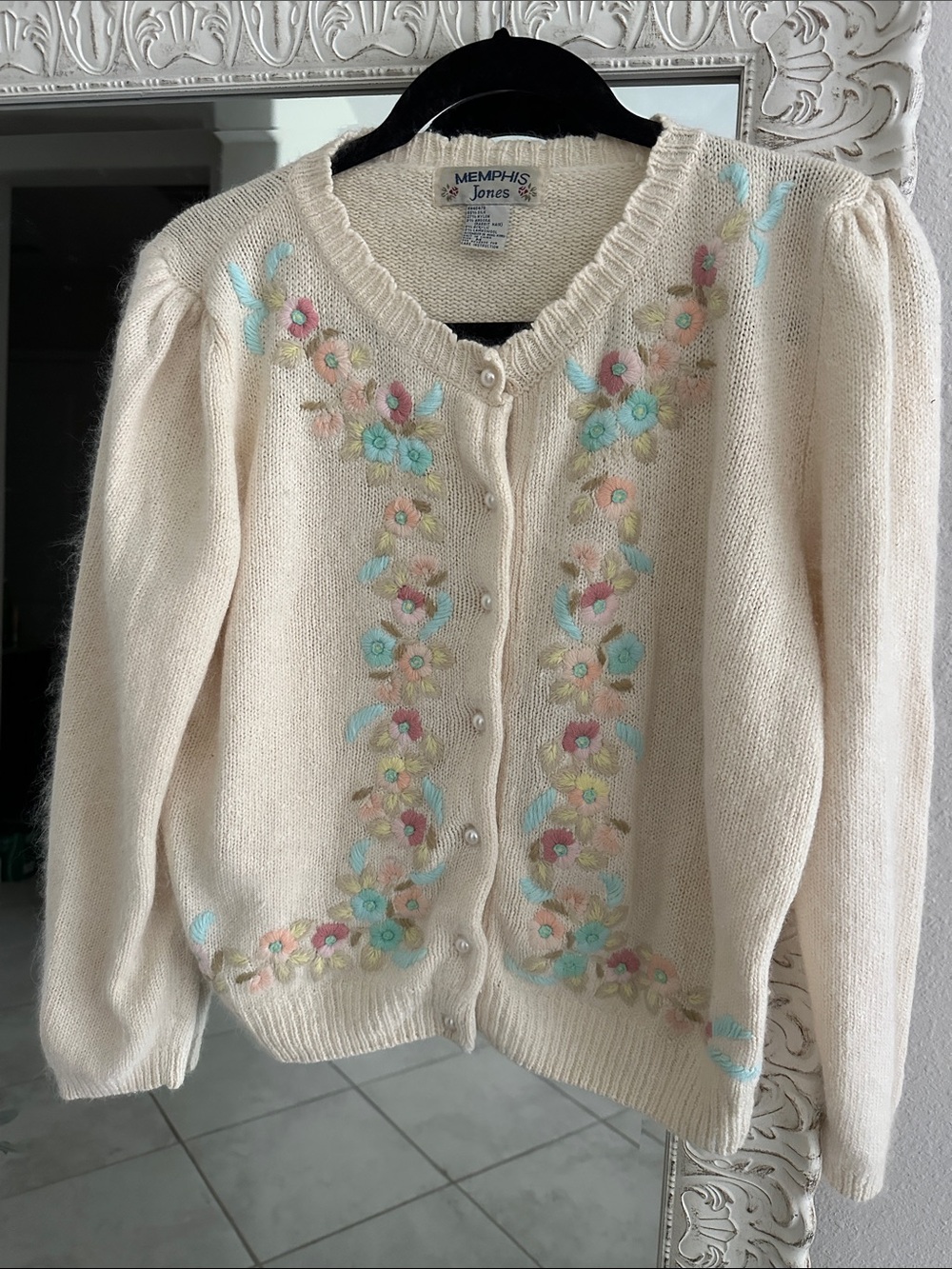 Memphis Jones Vintage Silk/Angora/ Lambswool Cream Floral Embroidered Cardigan